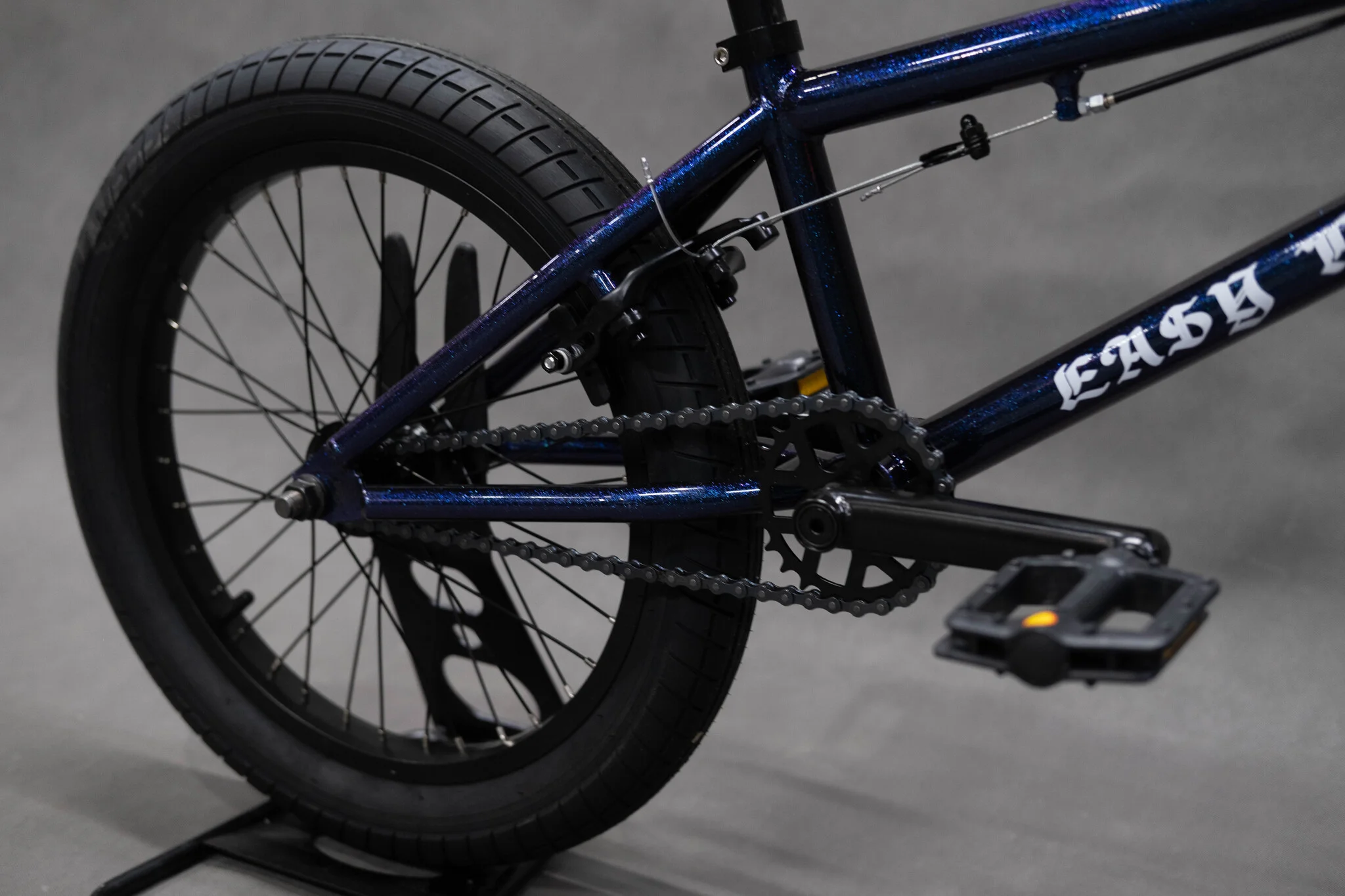 EasyRider 18" VIOLET - BMX | iRide shop фото 2