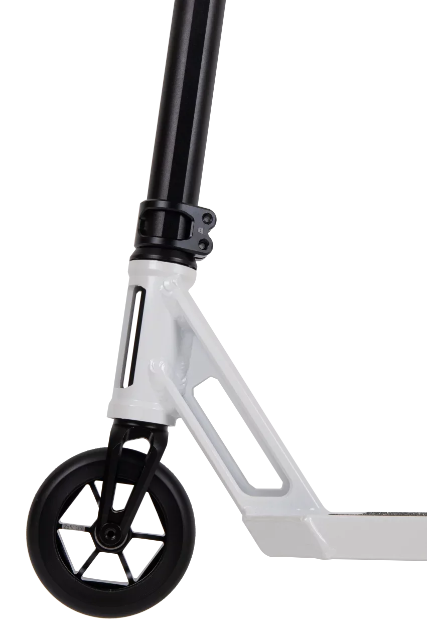 Трюковой самокат TechTeam Zefir Lite V2 47 White Black